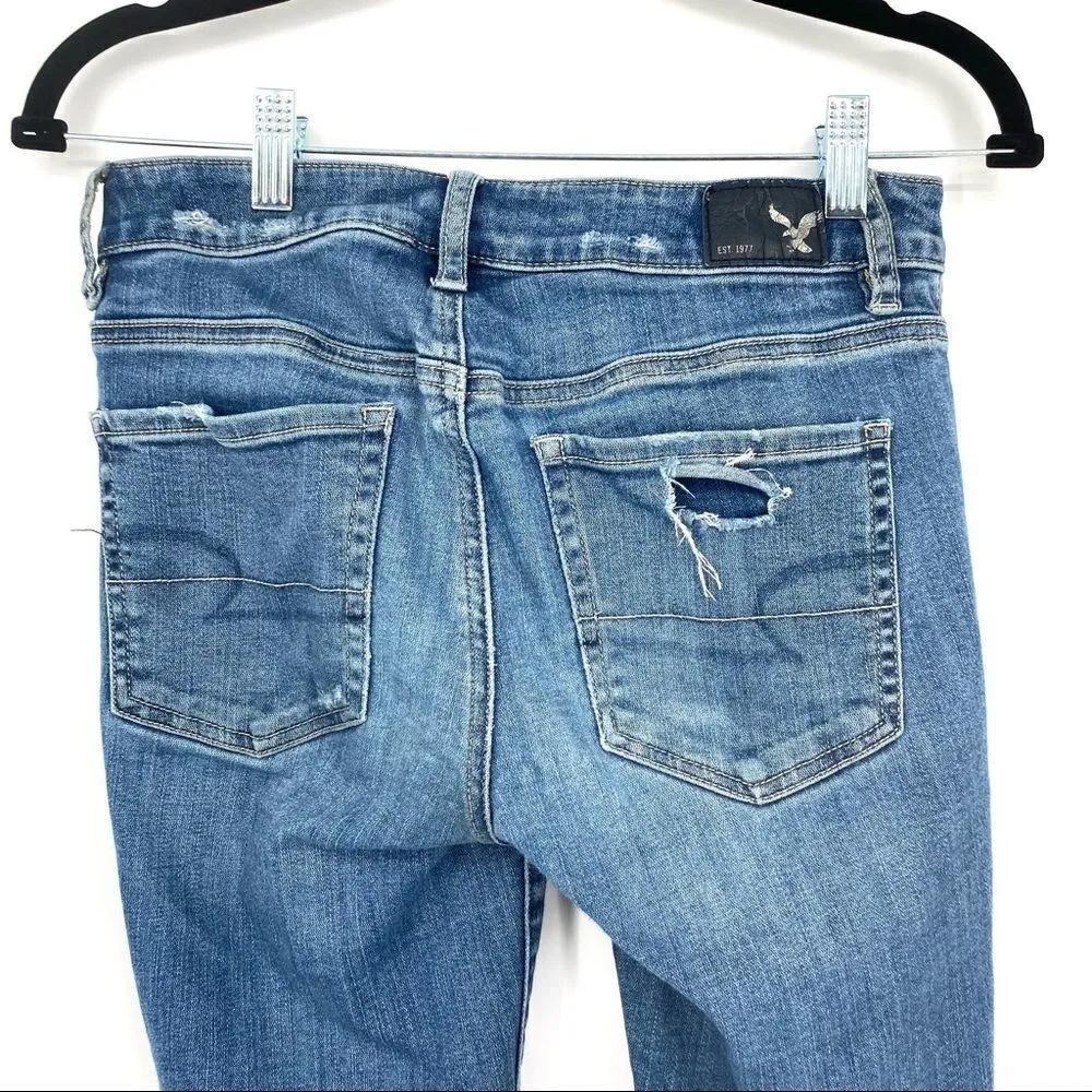 American Eagle Super Stretch High Waist Jegging Size 4 Distressed and destroyed‎ - Image 5