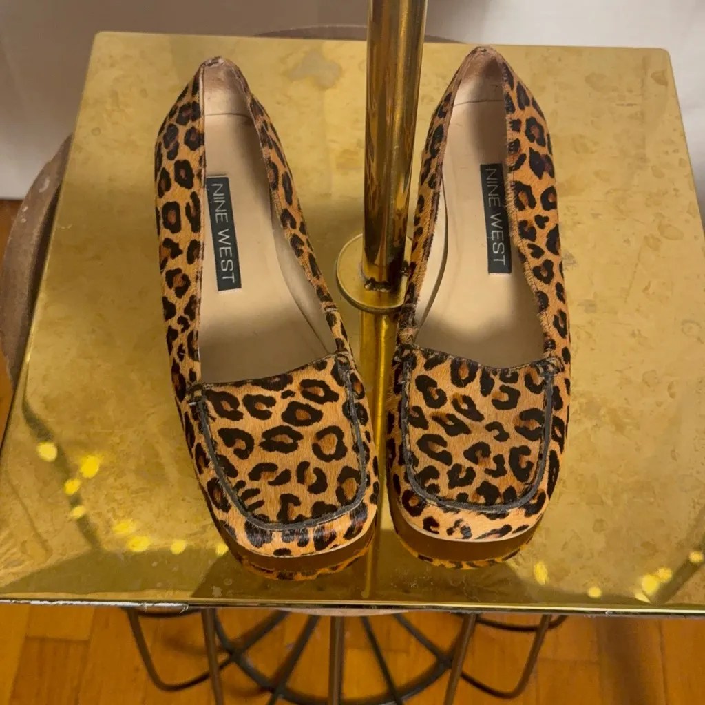 Nine West Animal Print Flats 6.5 - Image 7