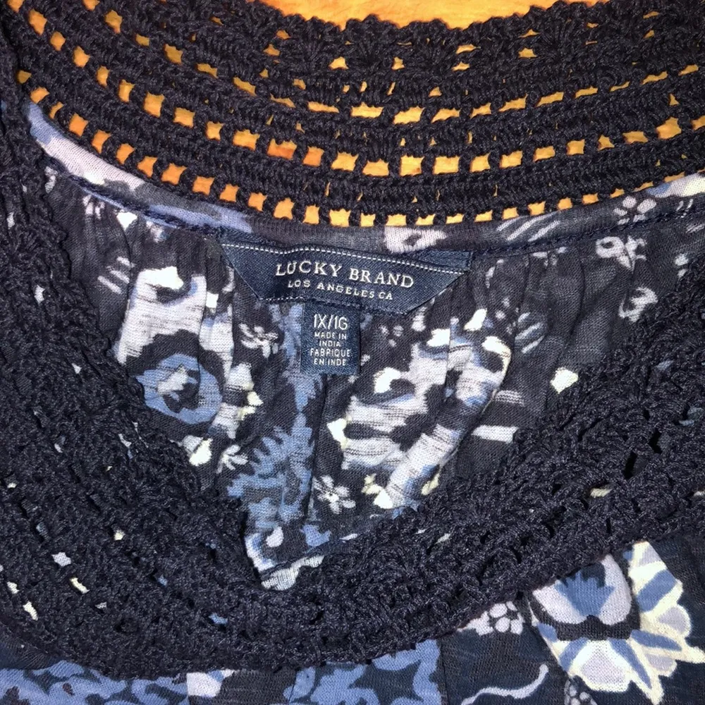 Short sleeve lightweight smock crochet neckline and boho look - Image 2