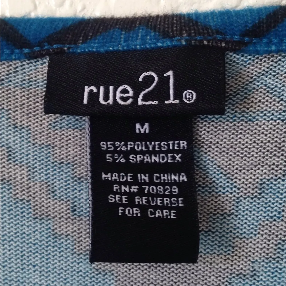 FINAL MARKDOWN Rue21 Long Sleeves Knit Top (M) - Image 3