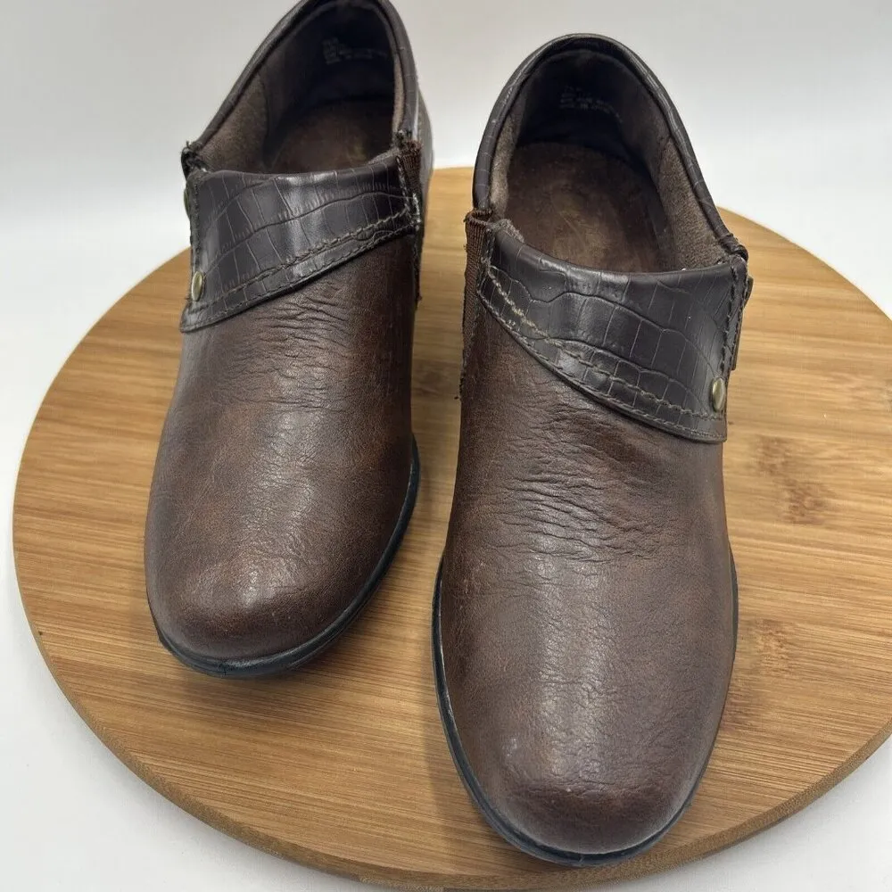 Easy Street Shoes Womens‎ 7.5M Darcy Loafers Heels Comfort Brown Leather - Image 12