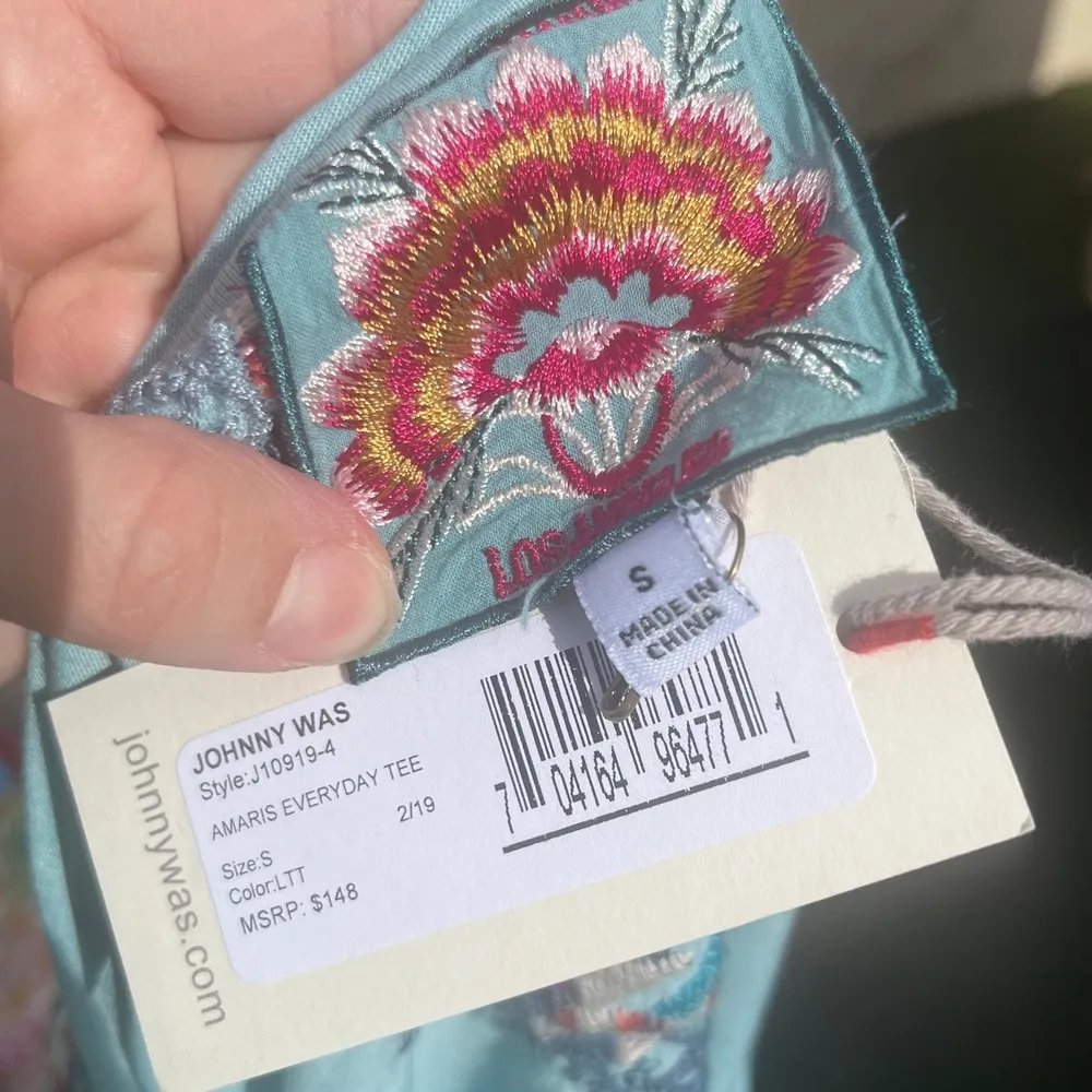 Johnny Was Amaris Everyday Tee Blue Size S Embroidered V Neck Short Sleeve NWT - Image 7