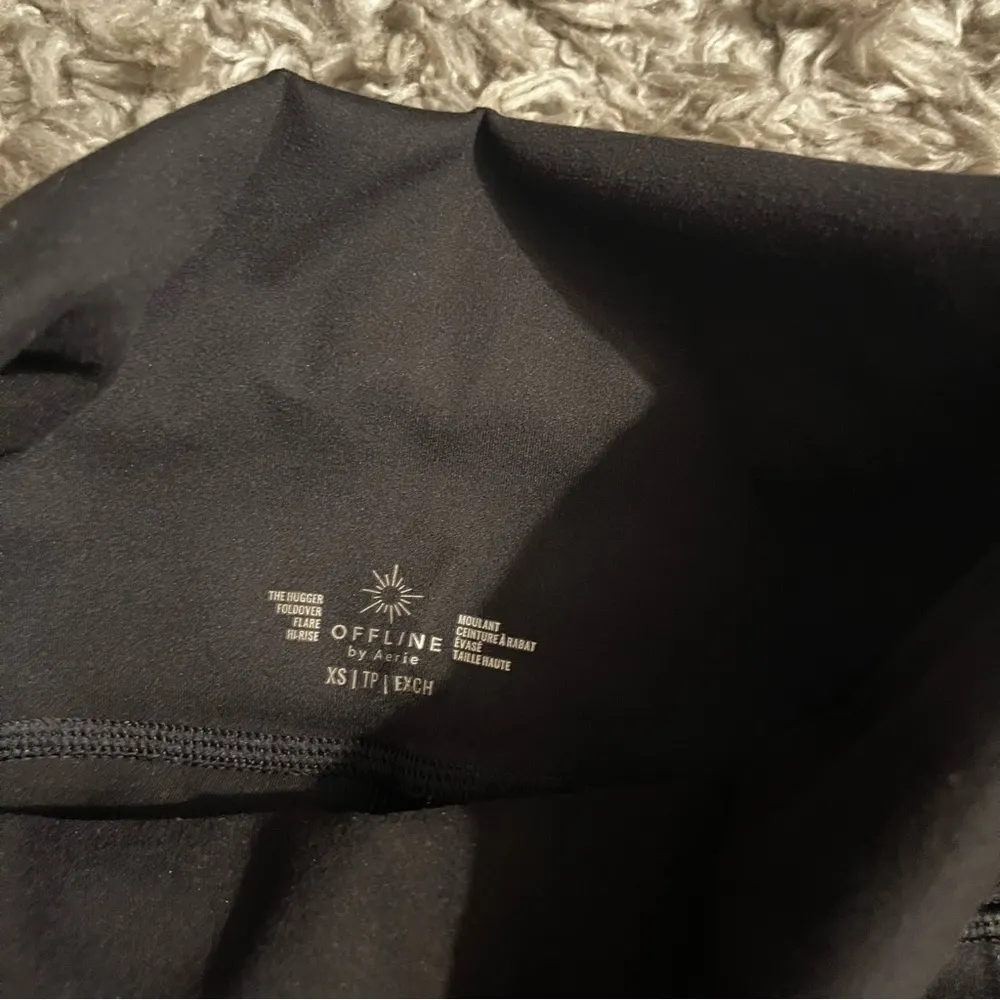 Offline by aerie the fold over hip hugger flare pants size xsmall - Image 4