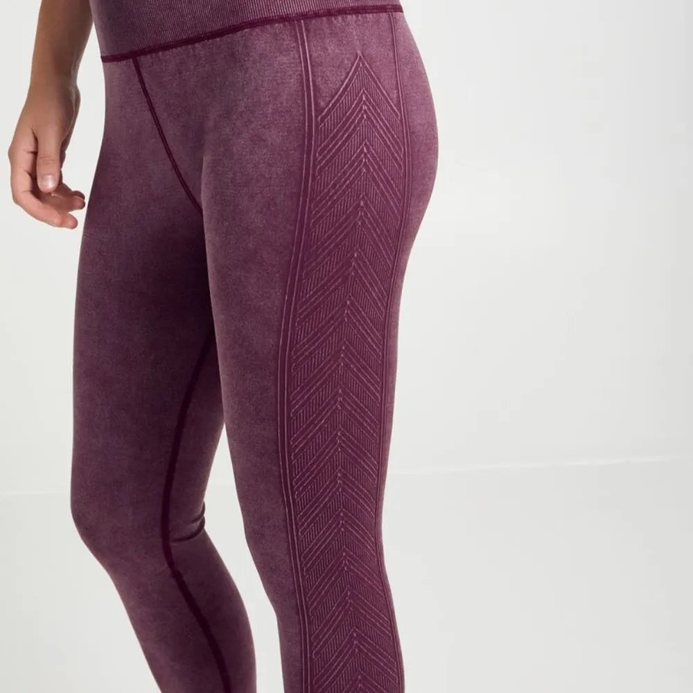 Soul by SoulCycle Diamond Seamless Legging & Sports Bra Kit - Image 3