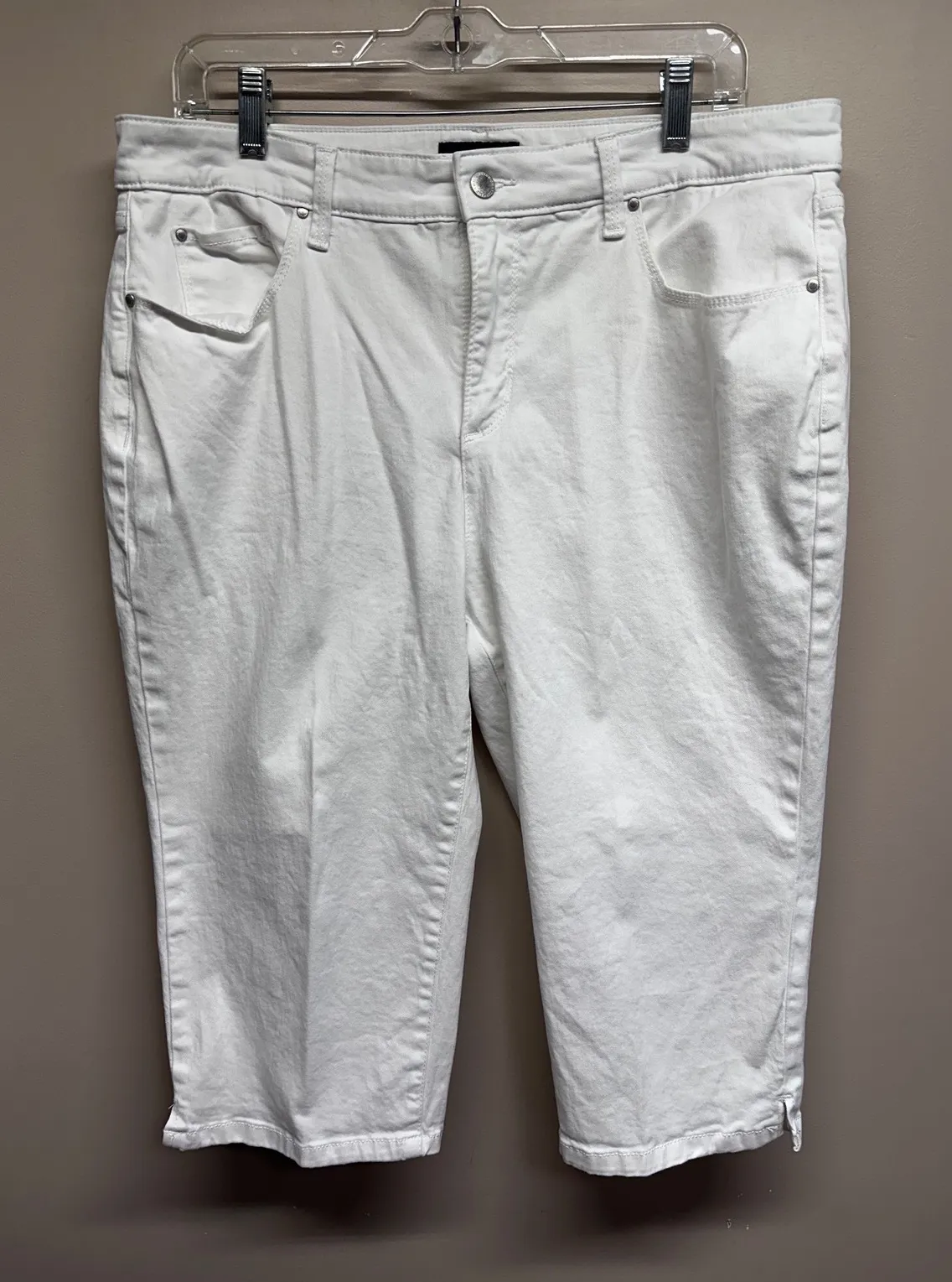 Charter Club Womens White Capri Jeans Size 16 Cotton Blend Stretch - Image 1
