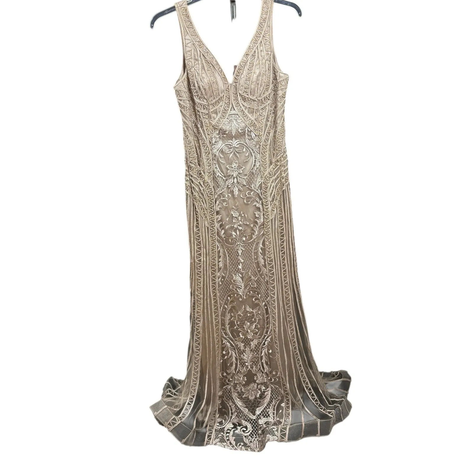 Montage by Mon Cheri Beaded Gown V Neck Sleeveless Evening Dress Size 10 M Tan Size M - Image 4