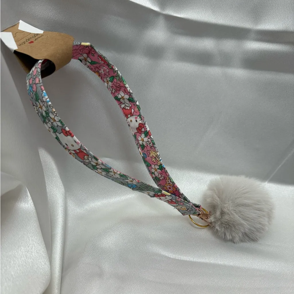 Handmade Kitty and Floral Wristlet Keychain with Gray Pompom - Image 7