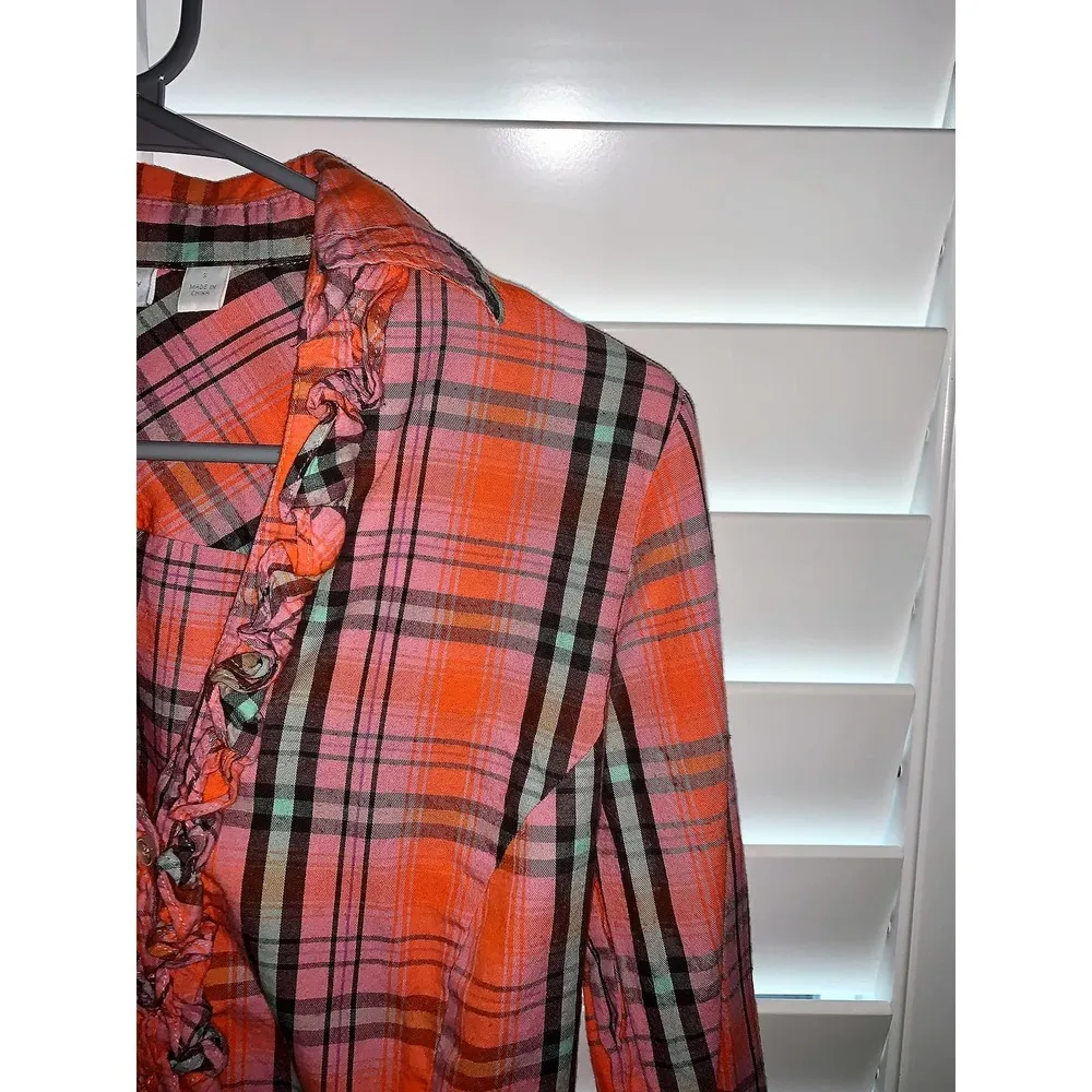 Woman's New York & Company Long Sleeve Plaid Blouse - Image 7