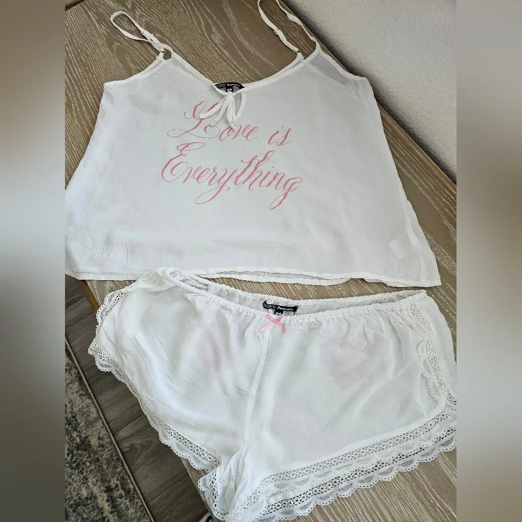 Wildfox Intimates Sleep Set Love is Everything/Cheeky Hearts White Size S - Image 2