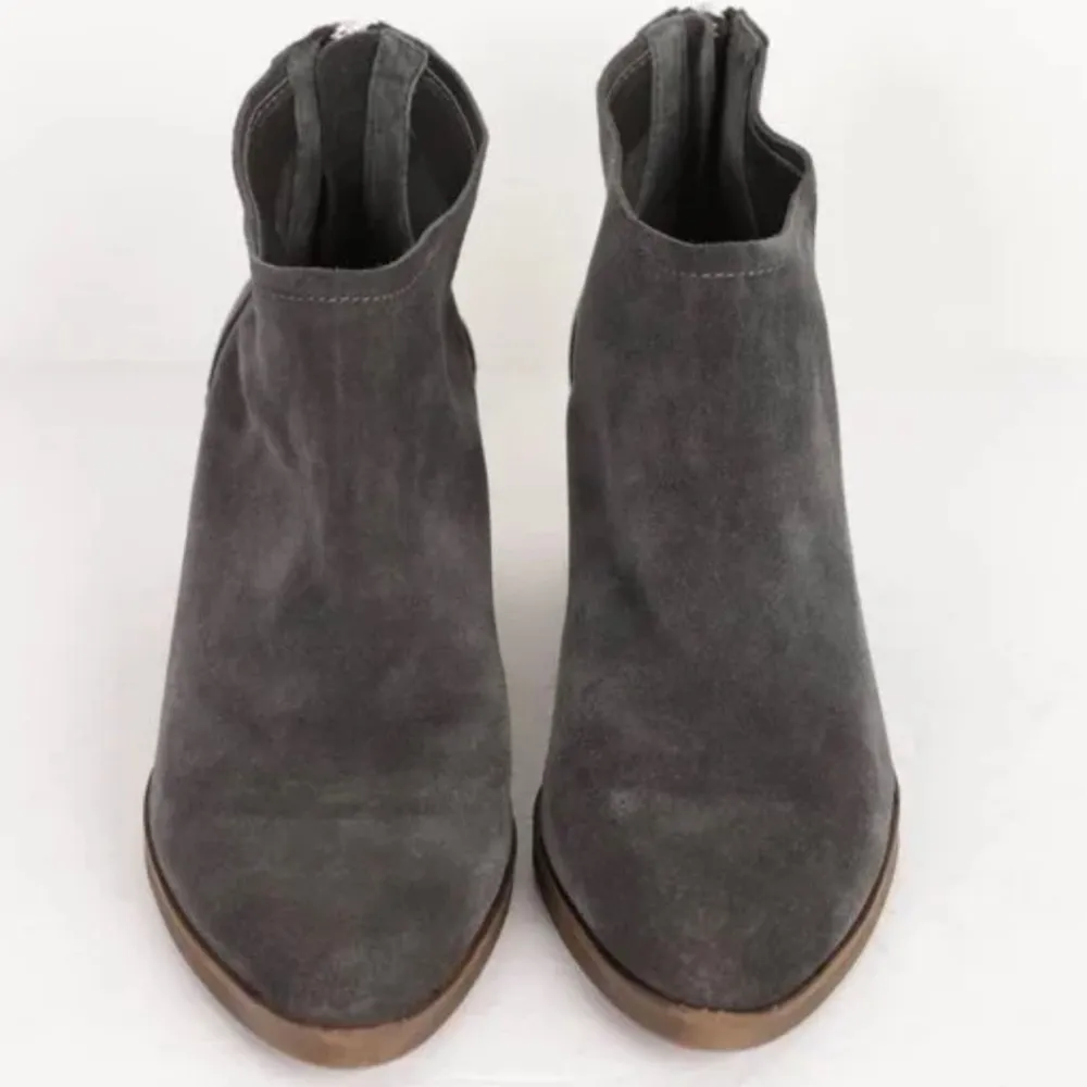 Dolce Vita Elisa dark gray suede ankle booties Size 9 - Image 3