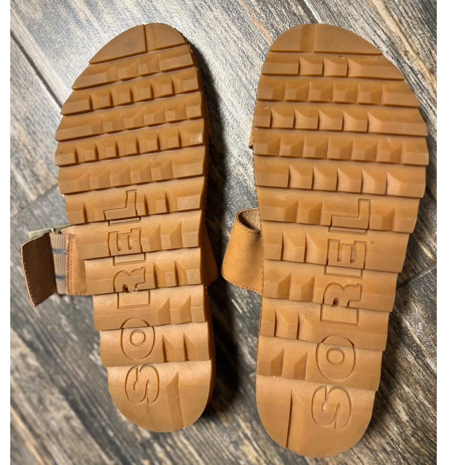 SOREL Roaming Buckle Slide Sandals Tan Platform Lug Sole Women 9.5‎ Beach Summer - Image 4