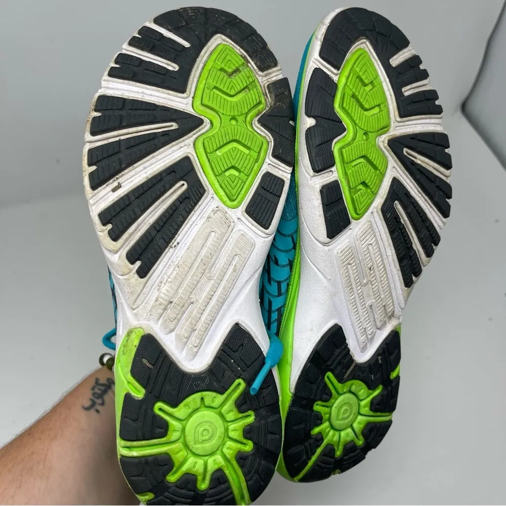 Brooks Women's PureCadence 5 Running Size 9 - Image 5