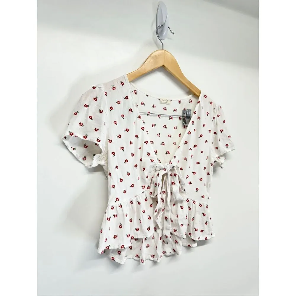 John Galt Cropped Floral Top Size Medium White Red Tie Front Ruffle - Image 2