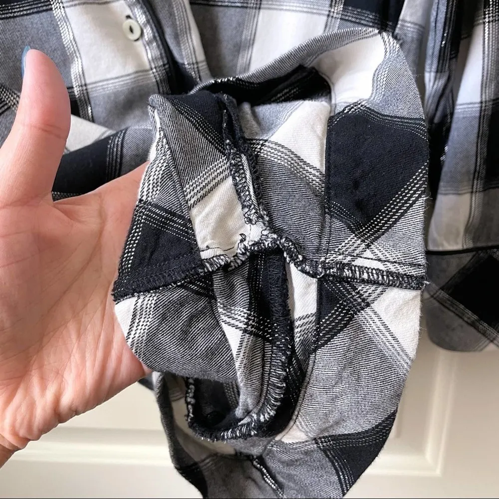 Victoria’s Secret Buffalo Plaid Romper Sleep Long Sleeve Black White Silver XS - Image 8