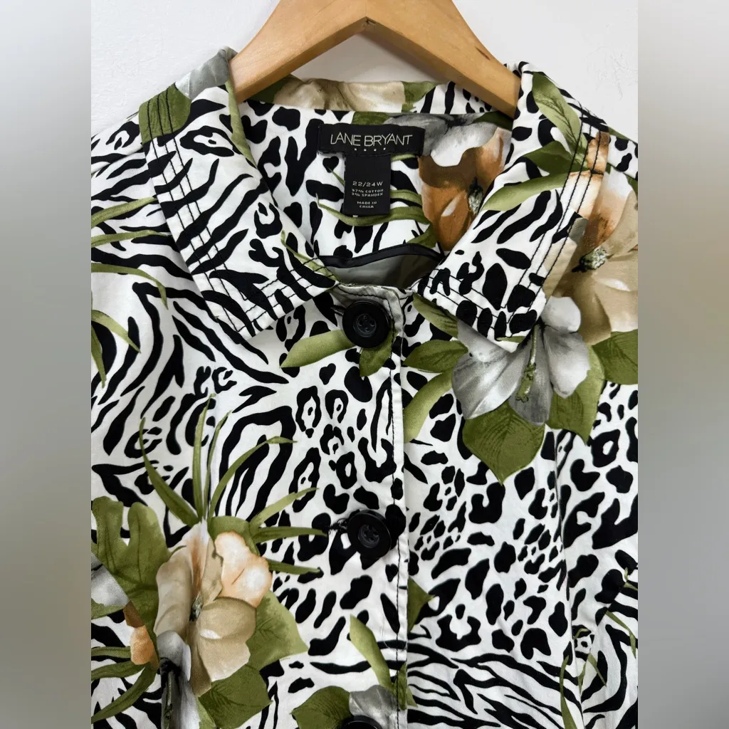 Lane Bryant Floral and Animal Print Blazer size 22/24W - Image 2