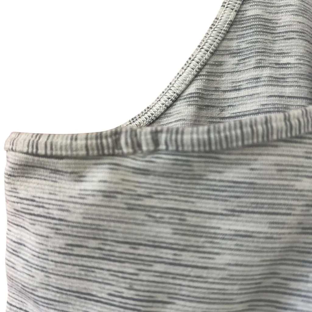 Lululemon Women's Gray Racerback Tank Top - Image 4