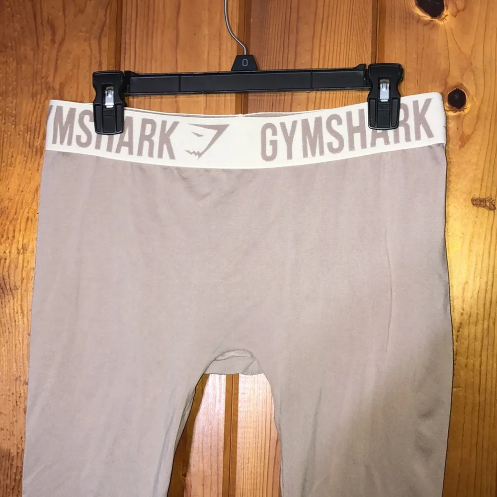 Gym Shark dusty pale pink leggings seamless size large workout stretchy leggings - Image 2