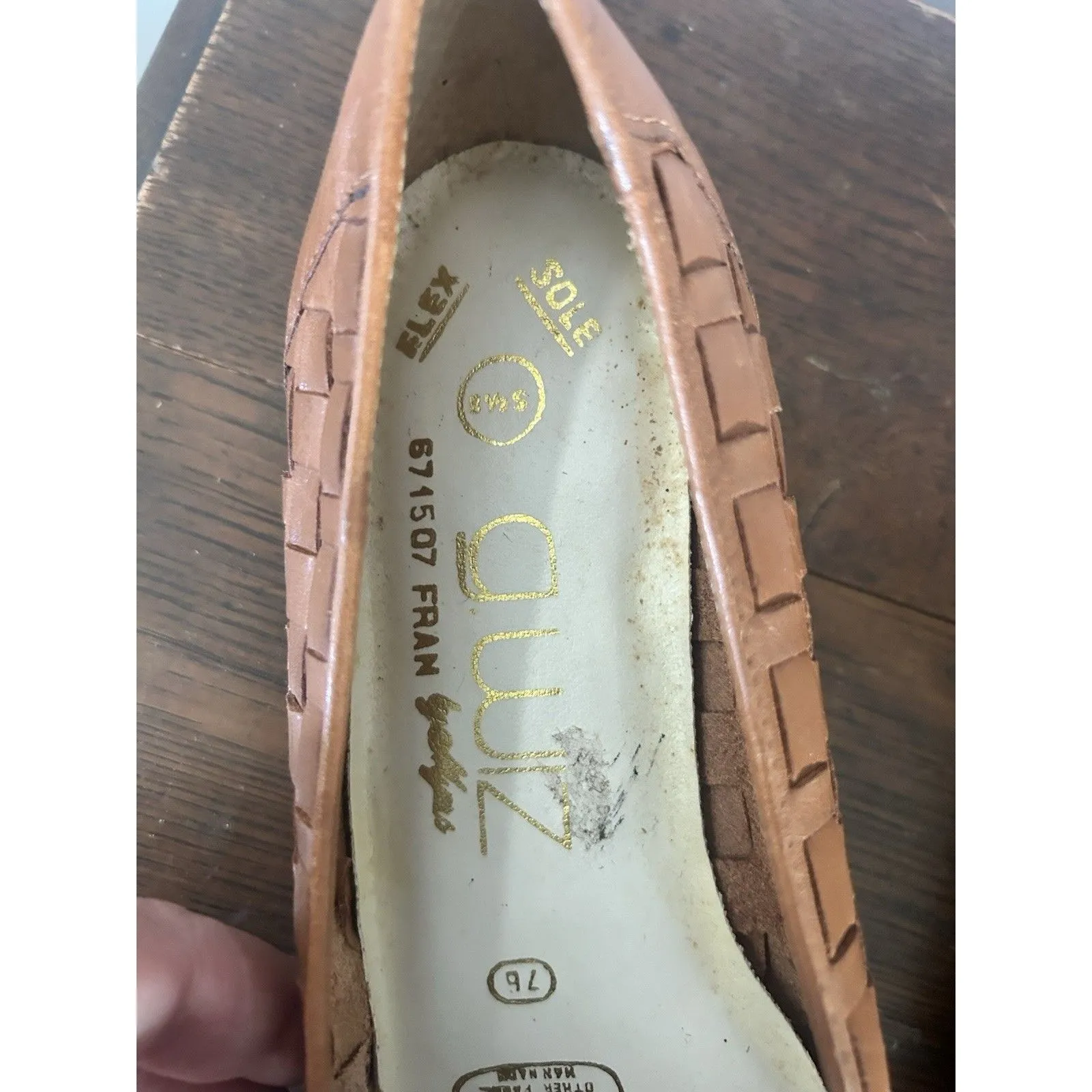 Vintage 90’s Women’s G Wiz Woven Leather Loafers Size 8.5 Old Money Brown Flats - Image 2