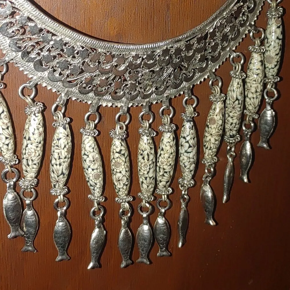 Vintage Floral Fish Motifs Silver Necklace With Intricate Design Chain Hook Clas - Image 15