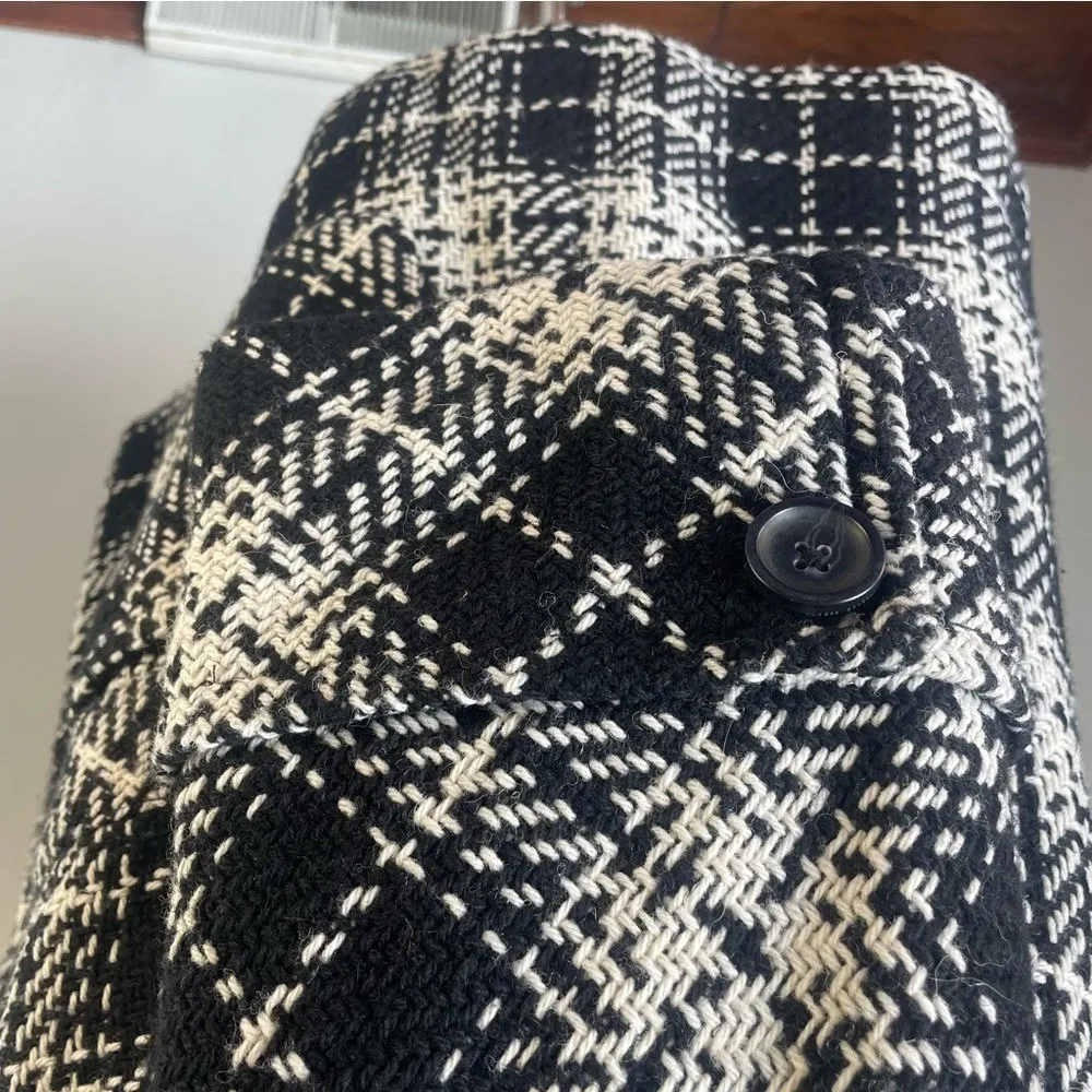 Black White Plaid Coat | Parisian Chic Winter Jacket |‎ Classic Old Money Style - Image 5