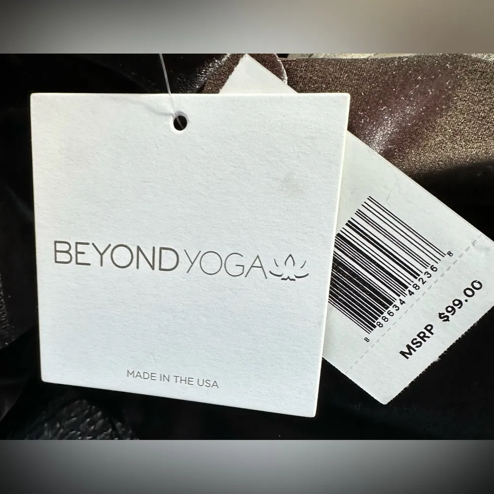 NWT BEYOND YOGA Velvet black Motion High Waisted Midi Legging, Size S - Image 7