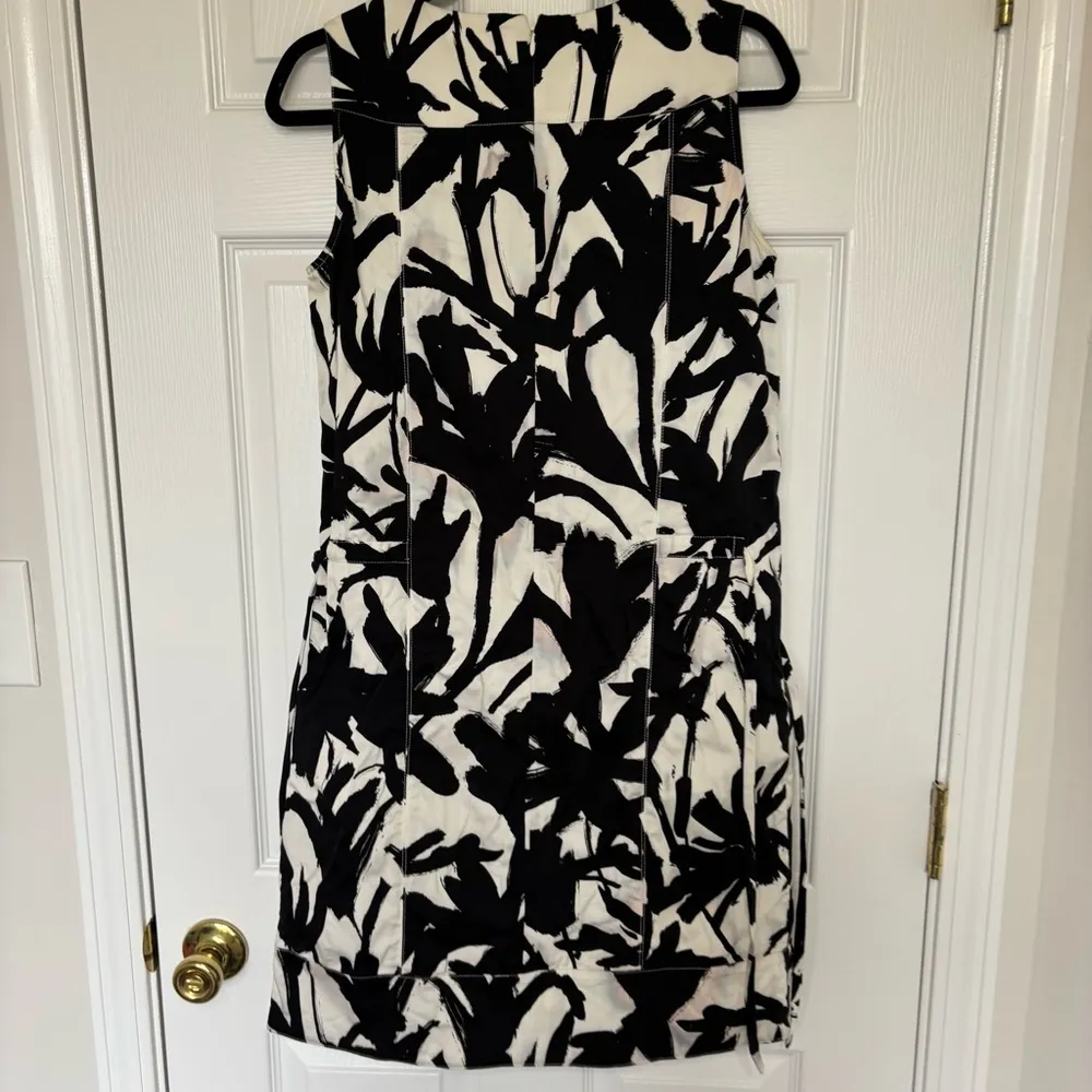 SoCa St. John Black White Patterned Dress Size Small FLAW - Image 10