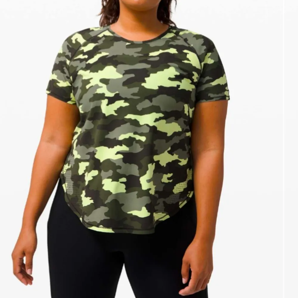 Lululemon UVP Run Short SleeveHeritage 365 Camo Crispin Green Multi size 12/14? - Image 2