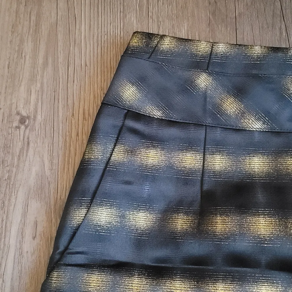 🔥SALE🔥NWT! The Limited Black Gold Pencil Skirt XS - Image 4