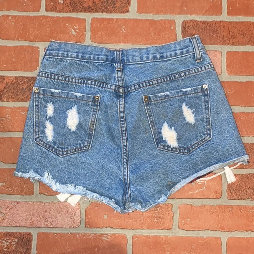 High waisted distressed flannel patch jean shorts - Image 3