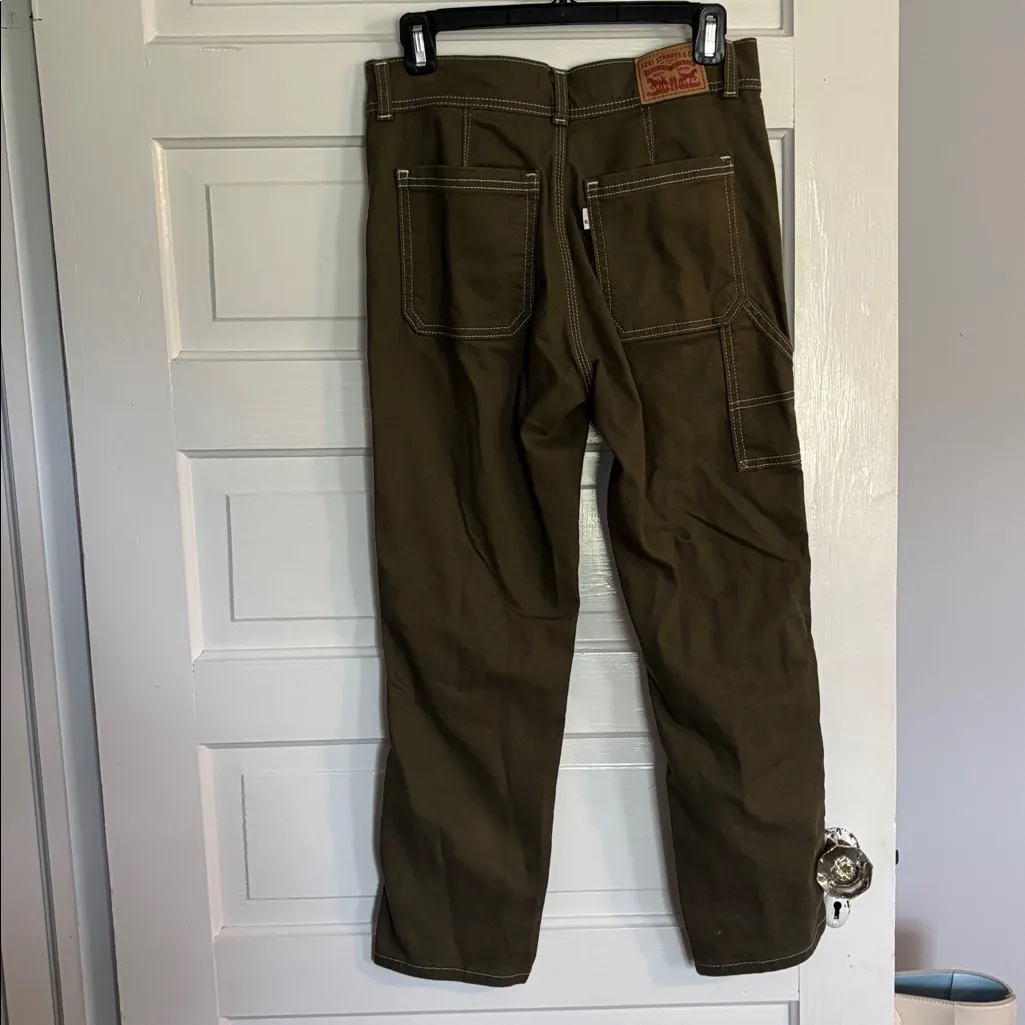 Levi’s High Rise Straight Crop Olive Green Pants Size 29 - Image 4
