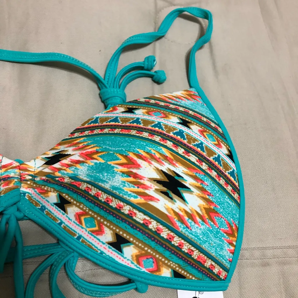 Body Glove baby love push up bikini top size small - Image 3