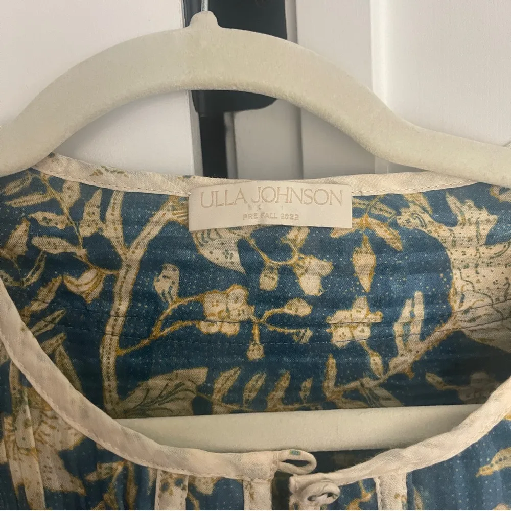 Ulla Johnson  Kirana Lanai Printed Boho Blouse Blue Tan Floral - Image 3