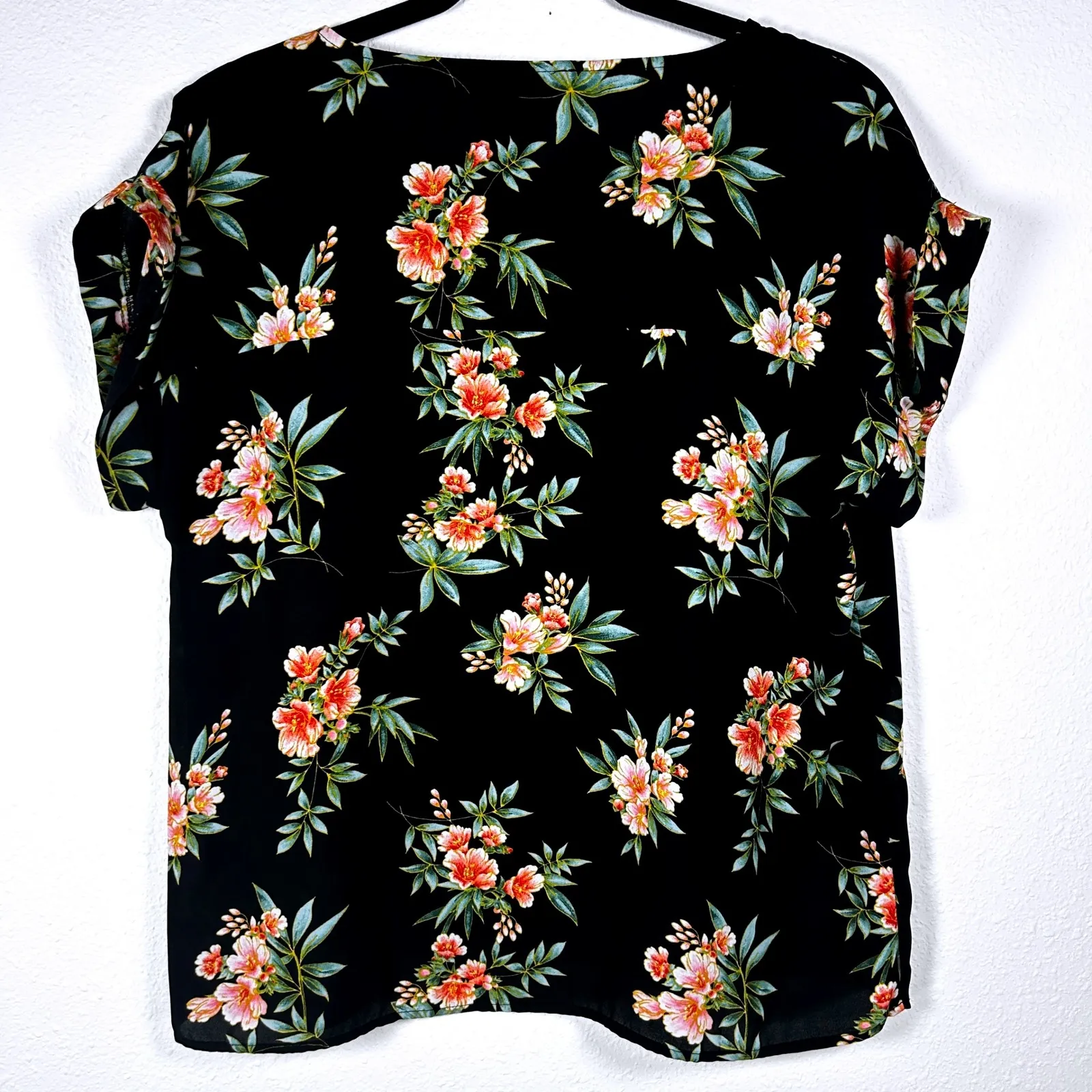 Forever 21 Floral Print Blouse Top Black Short Sleeve Casual Flowy Work‎ Small - Image 8