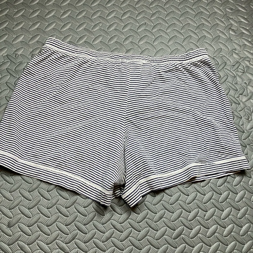 Midnight by Carole Hochman Women's Comfy Striped Navy‎ and White Shorts Size S Black - Image 4