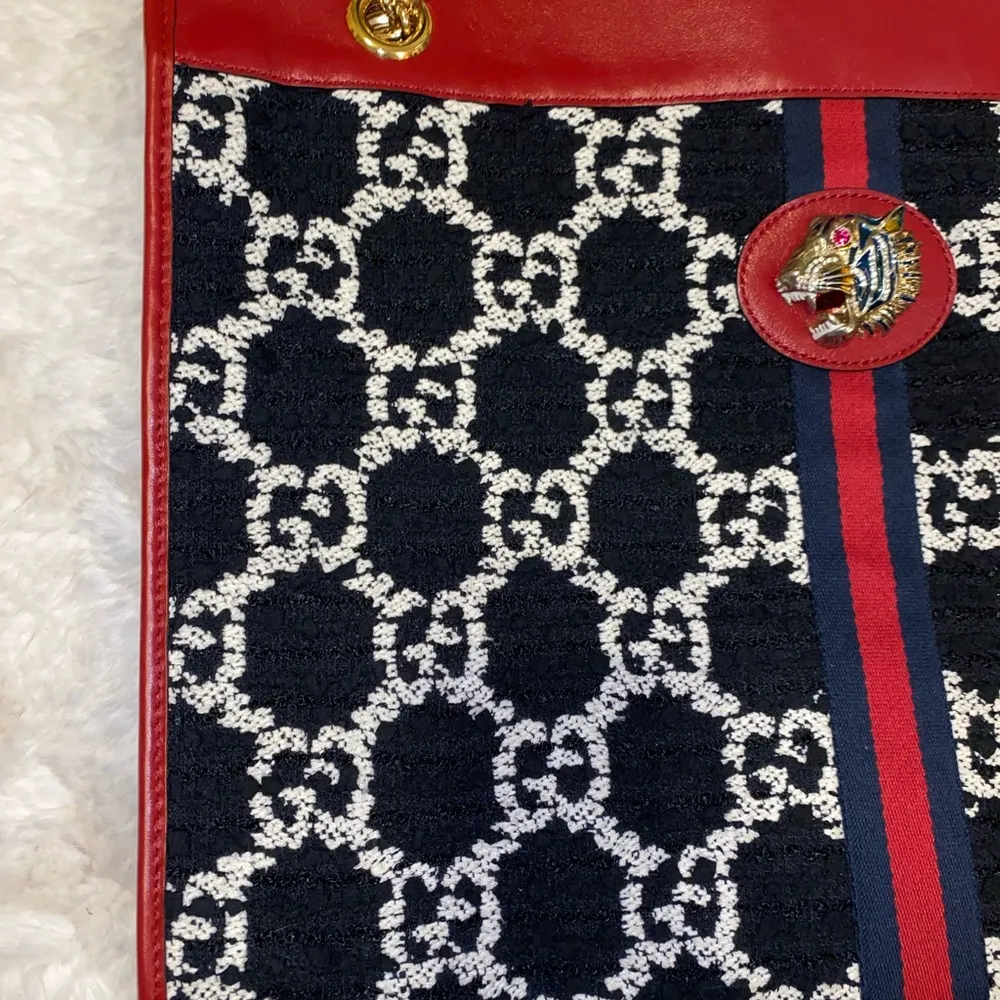 Gucci Rajah Tweed Tote with Clutch - Image 4