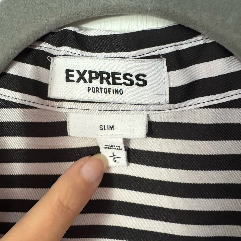 EXPRESS  Striped Sleeveless Portofino Button Down Top - Image 2