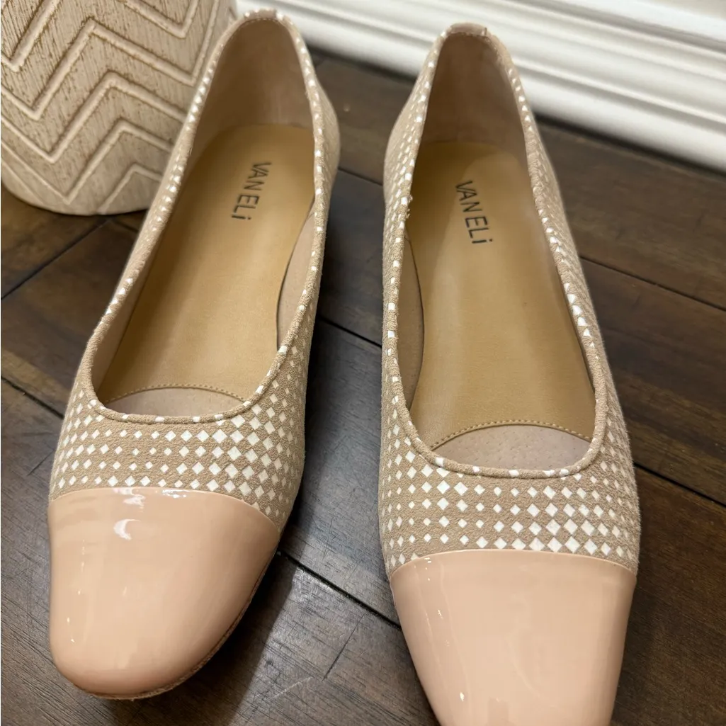 Vaneli flats Women’s Shoes Size 8.5 Tan - Image 3