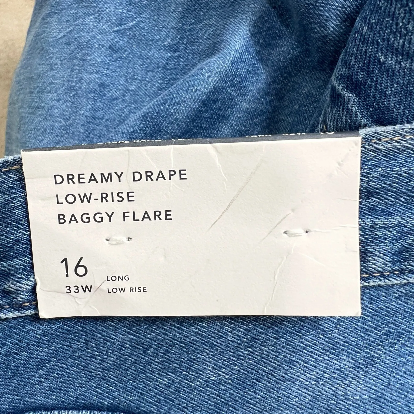 American Eagle Dreamy Drape Low Rise‎ Baggy Flare Jeans 16 Long Light Wash Y2K Blue Size 16P - Image 6
