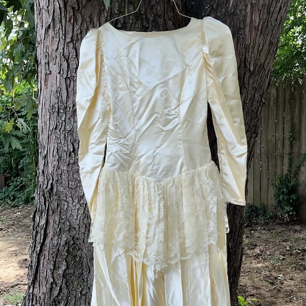 Vintage 50s wedding dress • ivory dress • vintage wedding • lace satin - Image 7