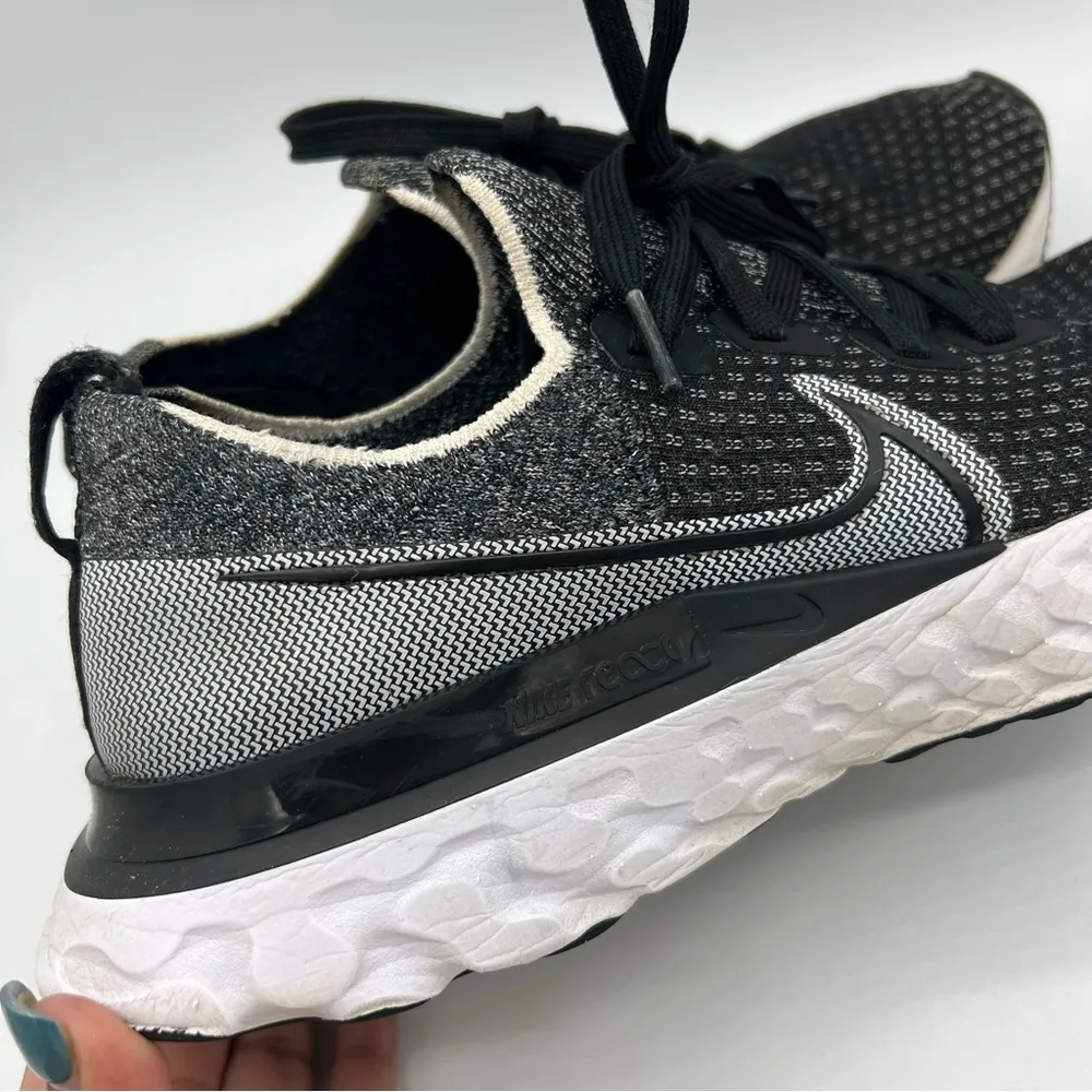 INFINITY REACT FLYKNIT RUNNING Sneakers Size US 8 Athletic athleisure - Image 10