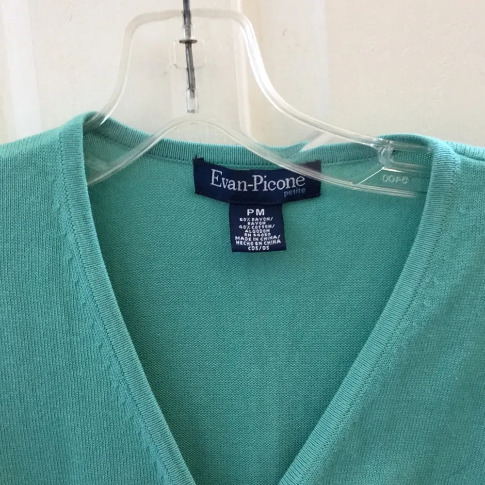 FINAL MARKDOWN 𝅺Ladies Evan picone cardigan petite medium - Image 3