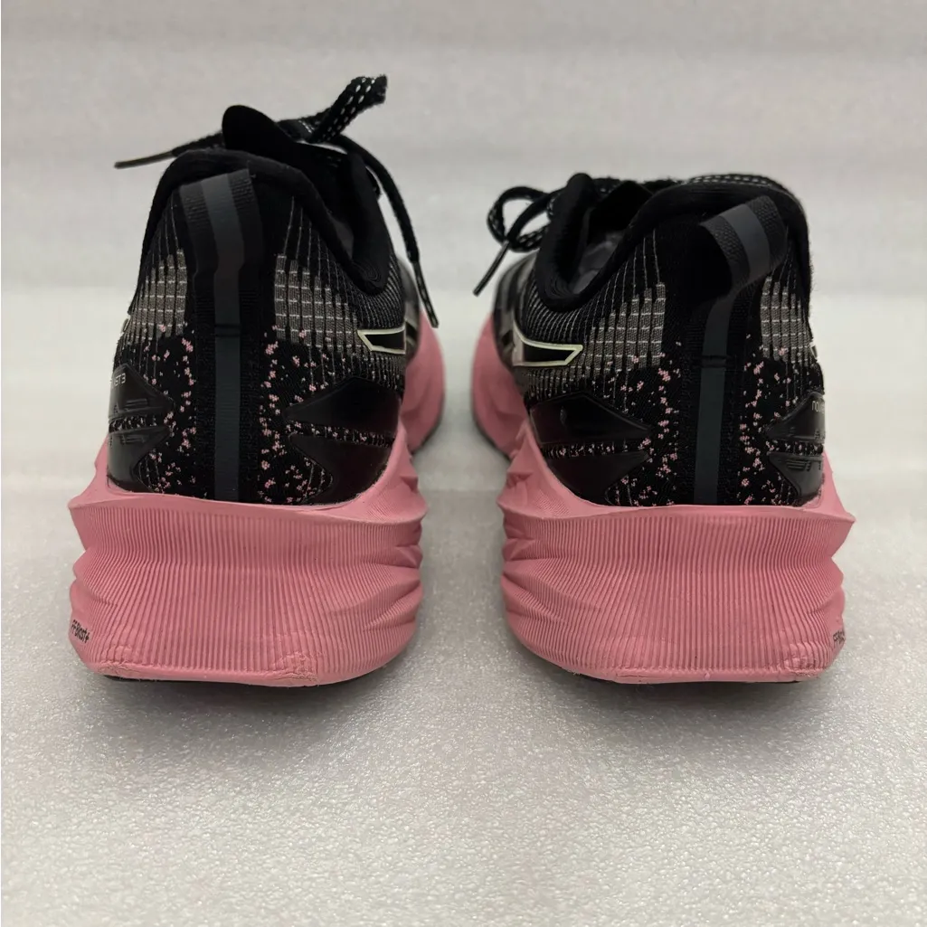 Women's Asics Novablast 3 LE running shoes in the Black/Pink Rave size 9 - Image 7