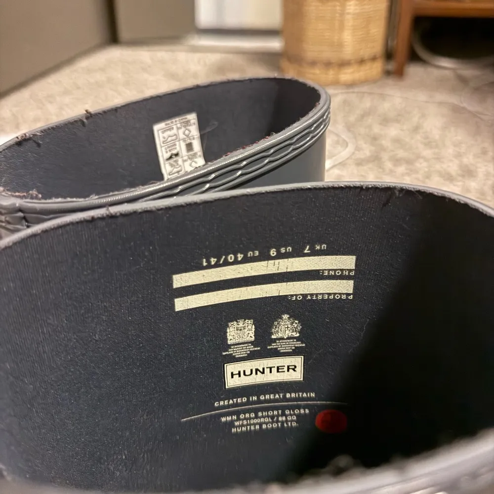 Hunter Women’s Original Short Gloss Rain Boots - Image 3