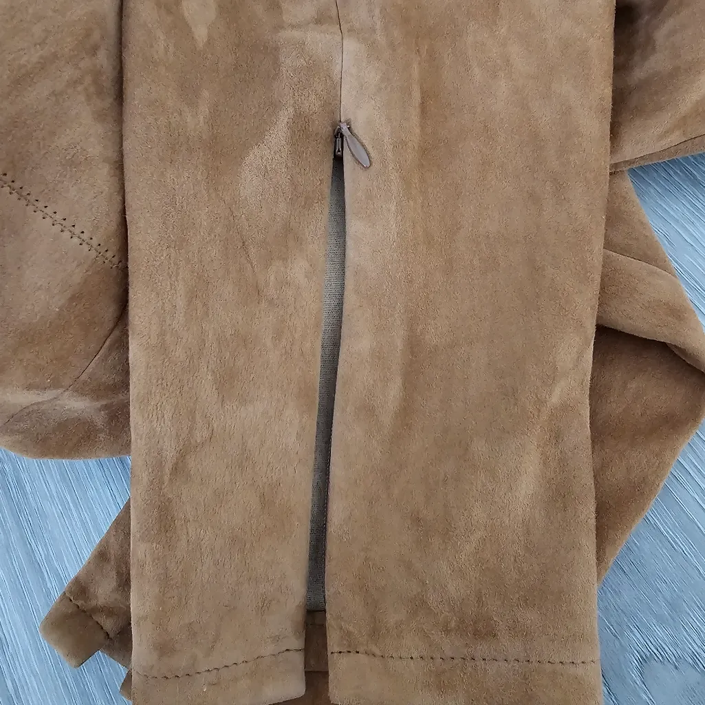 $998 Elie Tahari Roxanna Suede Leggings in Truffle sz L Genuine Lamb Leather Tan - Image 8