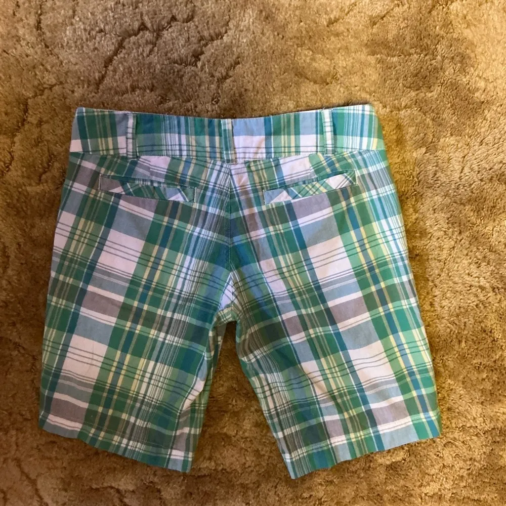 Hurley colorful plaid summer shorts - Image 9