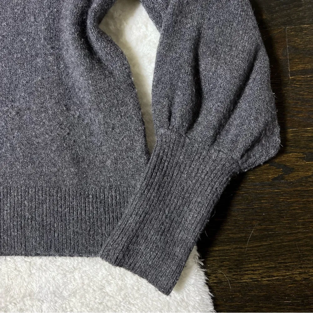 Madewell Dashwood V-Neck Sweater in Coziest Yarn - Image 5