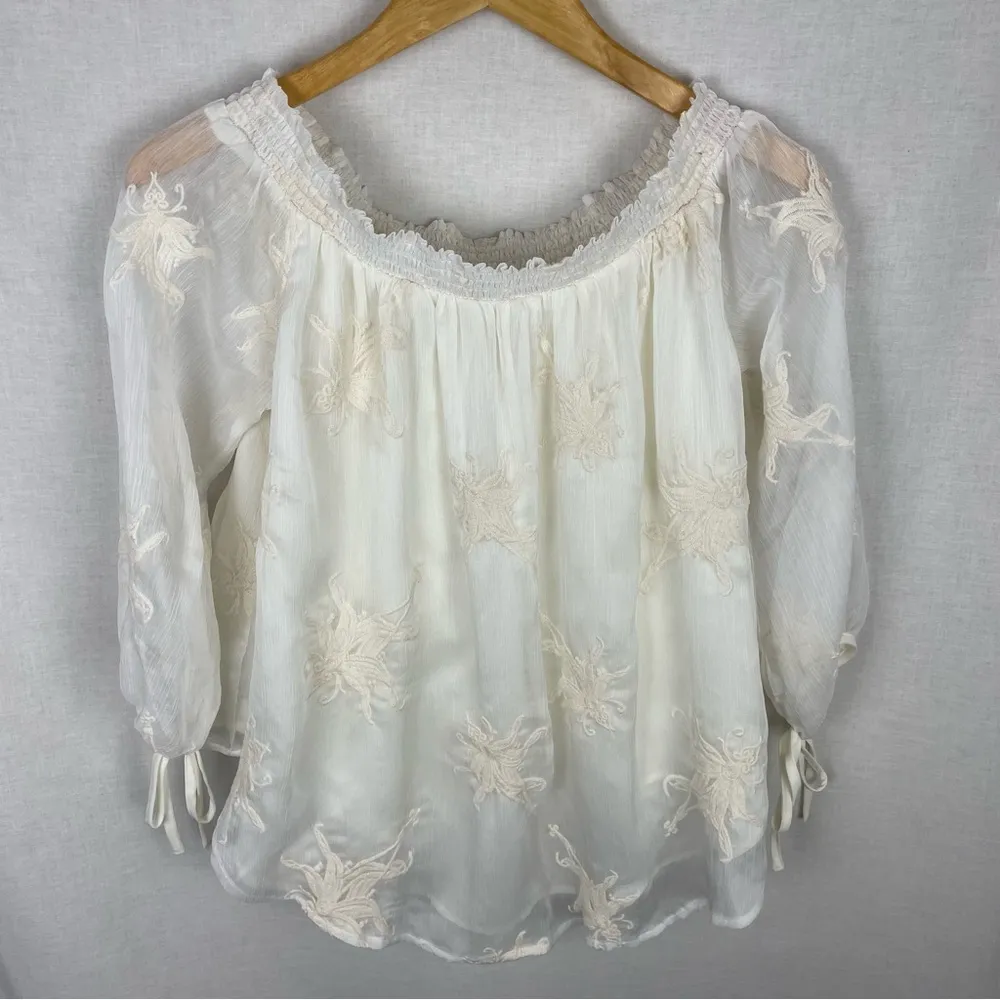 ASTR The Label Off The Shoulder Matilda Top Blouse - Image 3