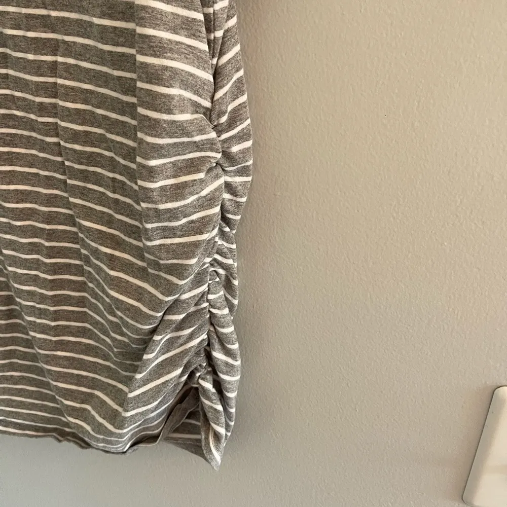 Motherhood Maternity v neck stripped short sleeve shirt - Image 4