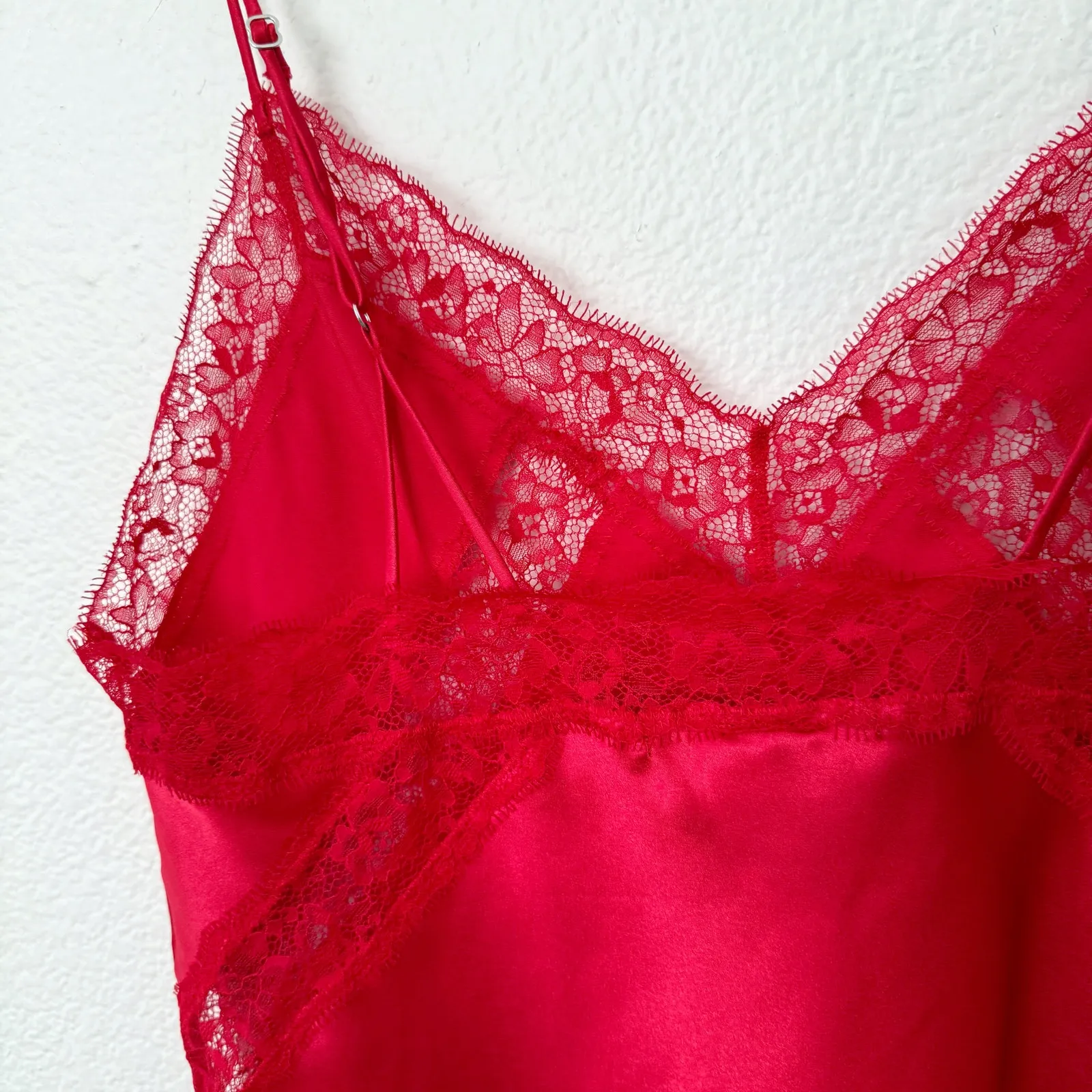 [Victoria's Secret] Red 90s Satin Lace Trim Camisole Tank Top NWT Size Medium M - Image 10