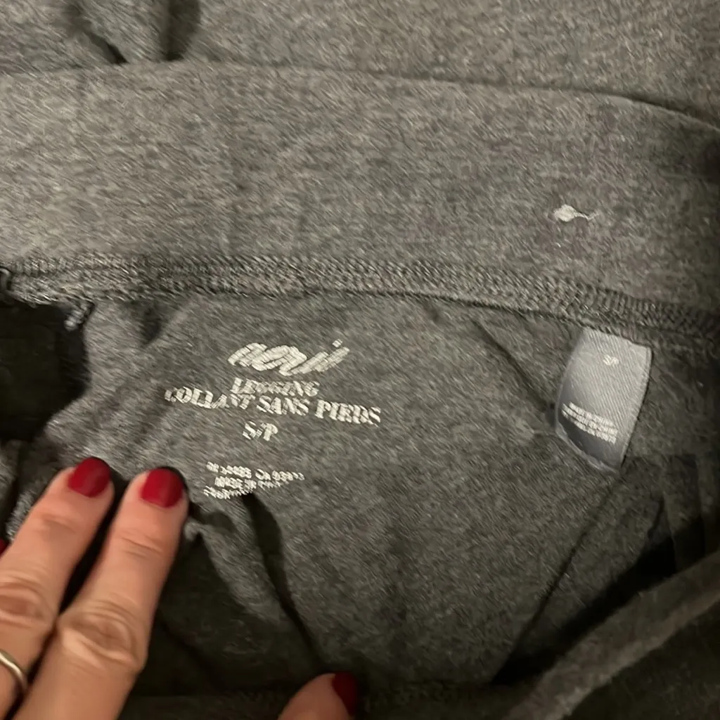 American Eagle Gray  size small leggings - Image 2